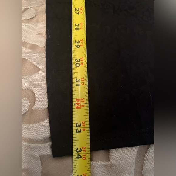 Ann Taylor Jeans Women Size 6 Tall Black Cheetah Modern Fit Slim Leg NWT - Picture 8 of 13